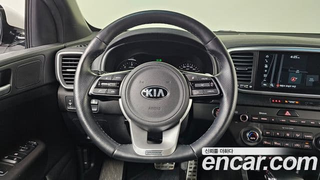 Kia Sportage The Bold 2021 — Фото 15/20