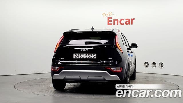 Kia Niro 2022 — ფოტო 4/20