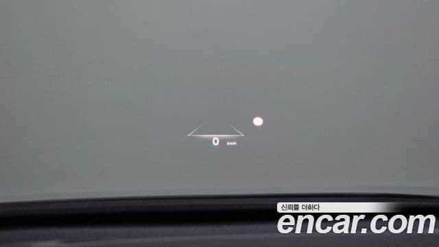 Kia Niro 2022 — ფოტო 19/20