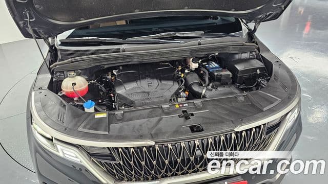 Kia Carnival 2023 — Фото 6/20