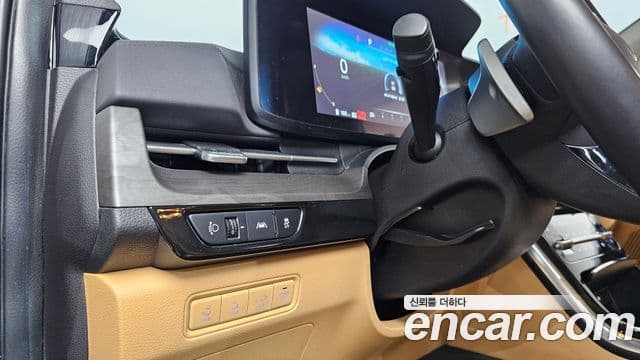 Kia Carnival 2023 — Фото 15/20
