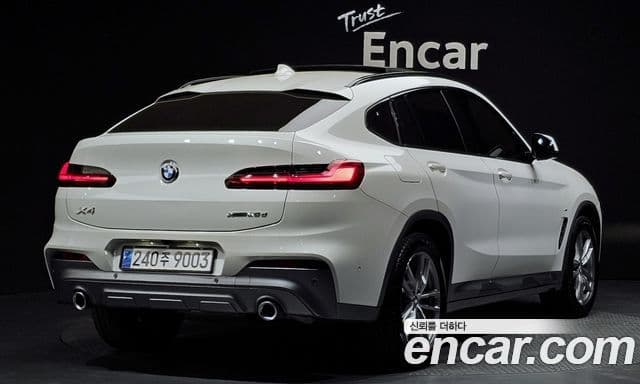 BMW X4 2018 — Şəkil 1/20