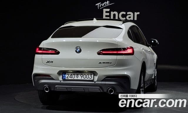 BMW X4 2018 — Şəkil 3/20
