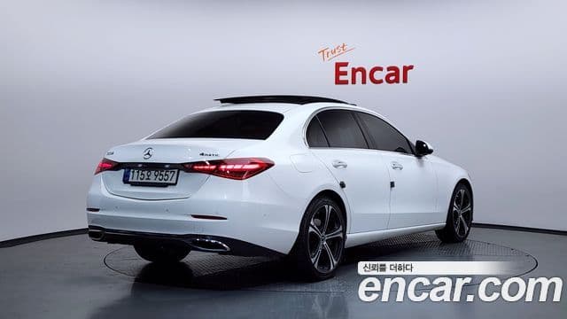 Mercedes-Benz C-Class 2023 — ფოტო 1/20