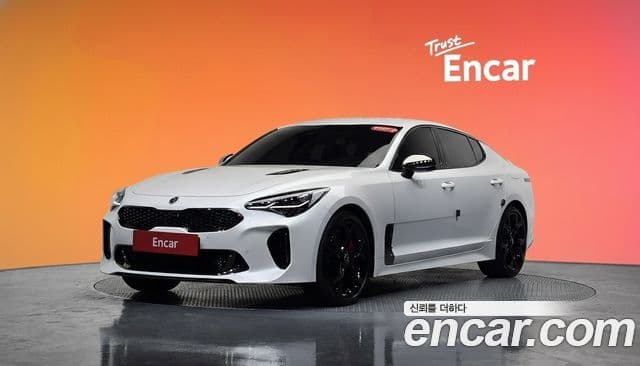 Kia Stinger 2018 — Şəkil 1/20