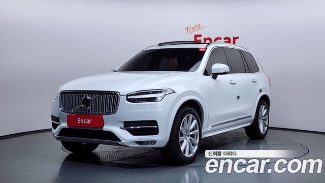 Volvo XC90 2019 — ფოტო 1/20