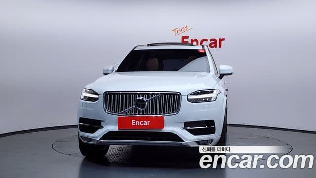 Volvo XC90 2019 — ფოტო 3/20