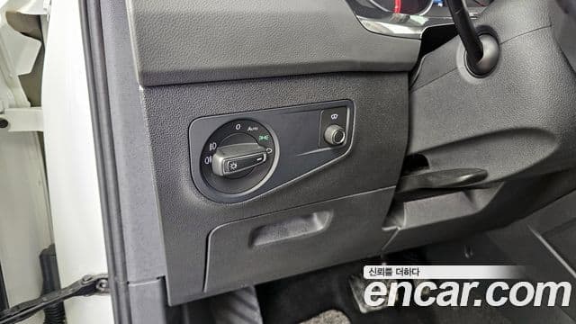 Volkswagen Tiguan 2019 — Şəkil 16/20