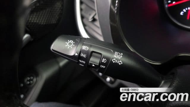Kia Seltos 2020 — Şəkil 15/32