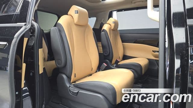 Kia Carnival 2022 — Şəkil 12/20