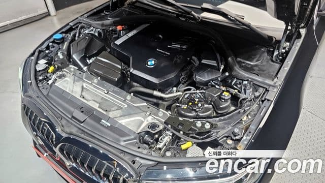 BMW 3 Series 2022 — ფოტო 6/20
