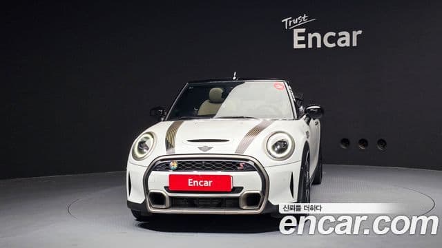 Mini Cooper S Convertible 2023 — Photo 14/35