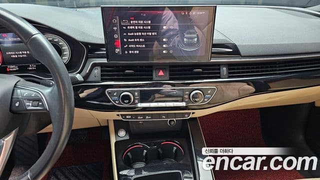 Audi A4 2021 — ფოტო 14/20