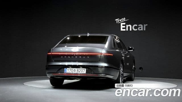 Hyundai Grandeur 2023 — ფოტო 4/20
