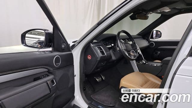 Land Rover Discovery 5 2023 — Şəkil 10/20
