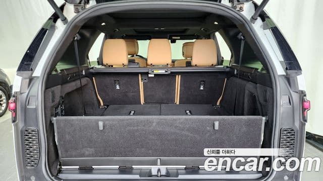 Land Rover Discovery 5 2023 — Фото 20/20
