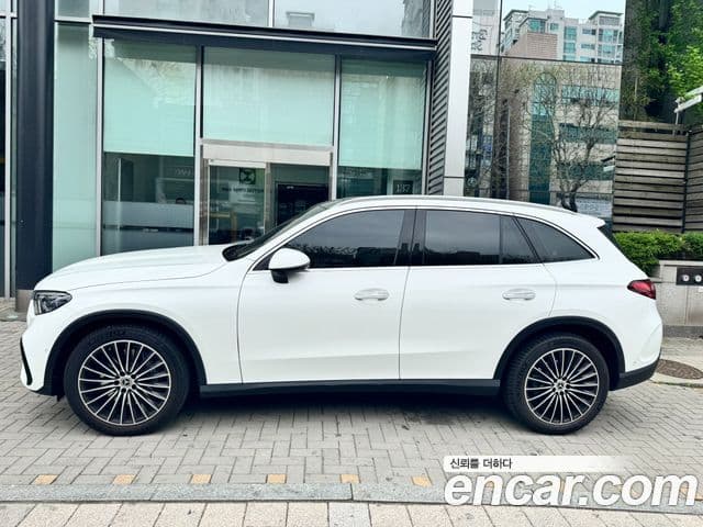 Mercedes-Benz GLC-Class 2026 — Фото 7/20