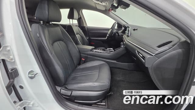 Hyundai Sonata 2022 — ფოტო 10/20