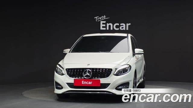 Mercedes-Benz B-Class 2018 — Şəkil 2/20