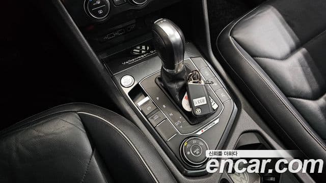 Volkswagen Tiguan 2018 — фото 9 из 20