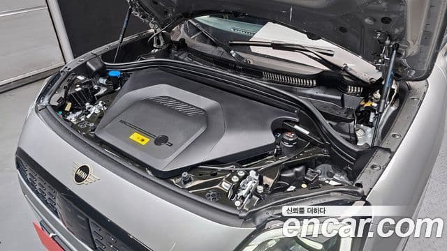 Mini Cooper Countryman Electric 2025 — Photo 16/30