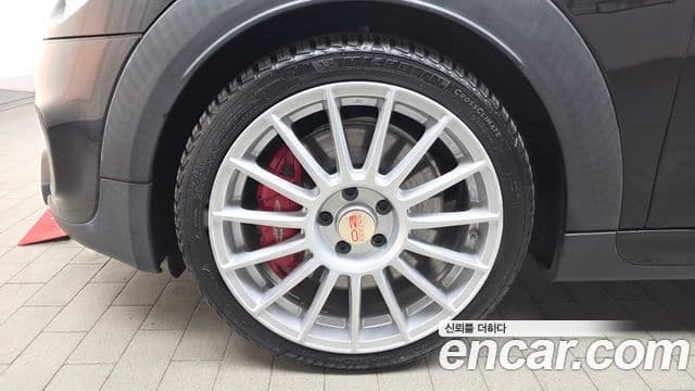 Mini Cooper S 2019 — ფოტო 5/20