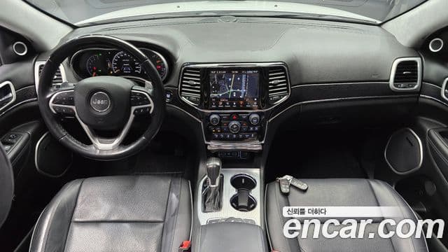 Jeep Grand Cherokee 2020 — фото 7 из 20