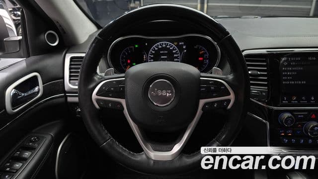 Jeep Grand Cherokee 2020 — фото 13 из 20