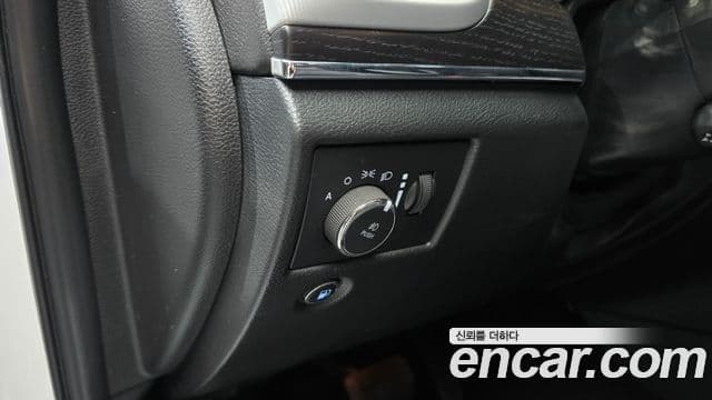 Jeep Grand Cherokee 2020 — фото 16 из 20