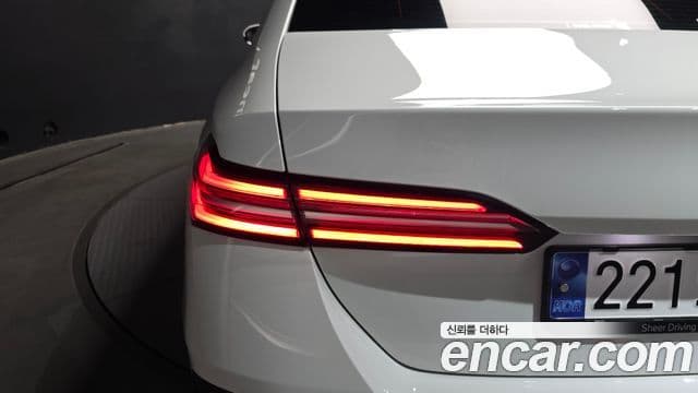 BMW 5 Series 2024 — Photo 20/30