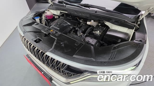 Kia Carnival 2022 — ფოტო 6/20