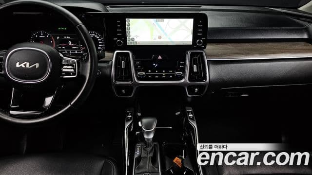 Kia Sorento 2023 — Фото 13/20