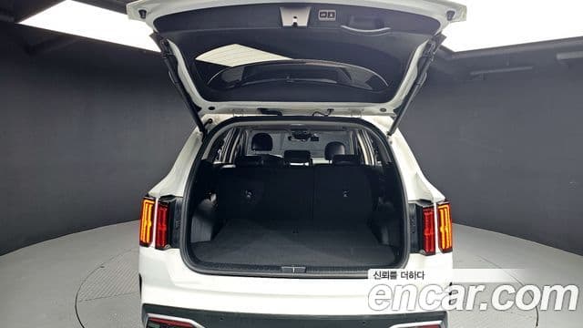 Kia Sorento 2023 — Фото 20/20