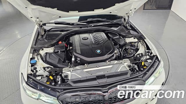 BMW 3 Series 2020 — ფოტო 6/20