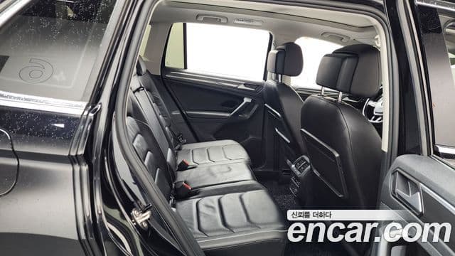 Volkswagen Tiguan 2019 — Şəkil 11/20