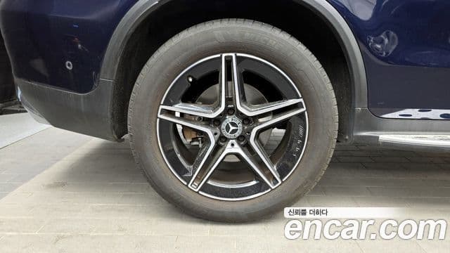 Mercedes-Benz GLC-Class 2022 — ფოტო 5/20