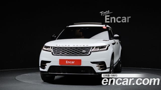 Land Rover Range Rover Velar 2022 — ფოტო 3/20