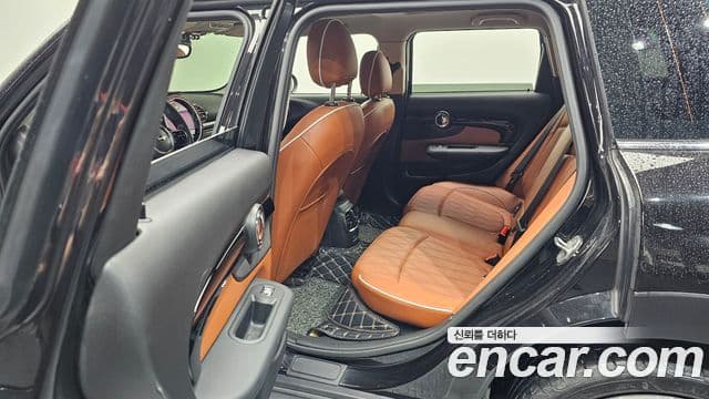Mini Cooper S Clubman 2022 — Photo 25/30