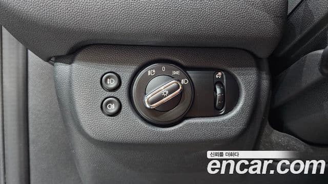 Mini Cooper S Clubman 2022 — Photo 9/30