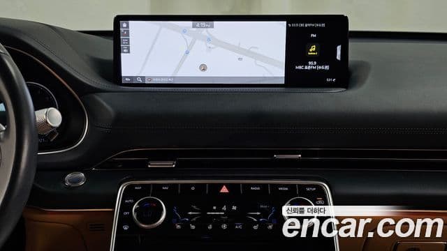 Genesis GV80 2020 — ფოტო 13/20