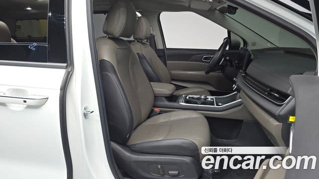 Kia Carnival 2024 — ფოტო 11/20