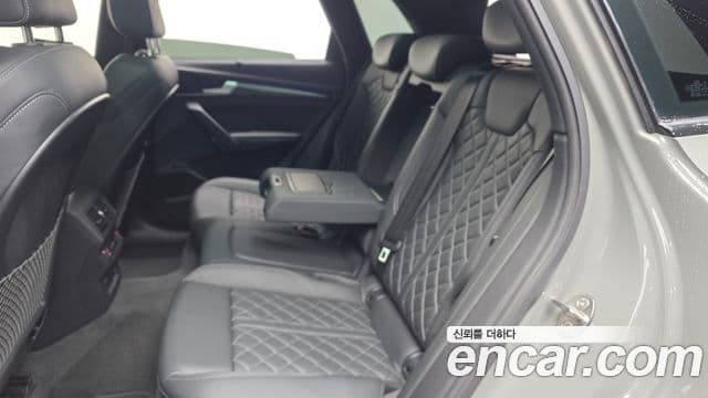 Audi Q5 2021 — ფოტო 11/20