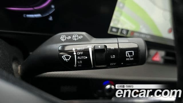 Kia Sportage 2022 — ფოტო 16/20