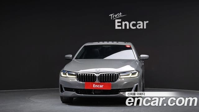 BMW 5 Series 2022 — Şəkil 3/20
