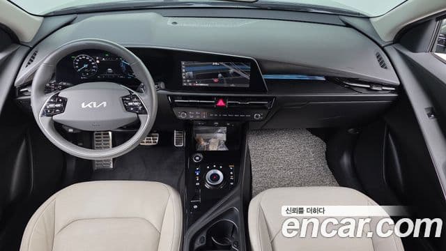 Kia Niro 2022 — ფოტო 7/20