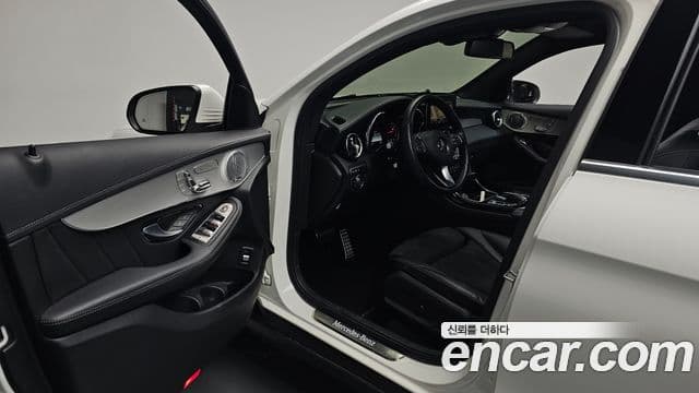 Mercedes-Benz GLC-Class 2019 — фото 10 из 20