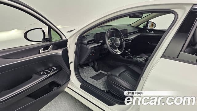 Kia K5 2024 — фото 10 из 20
