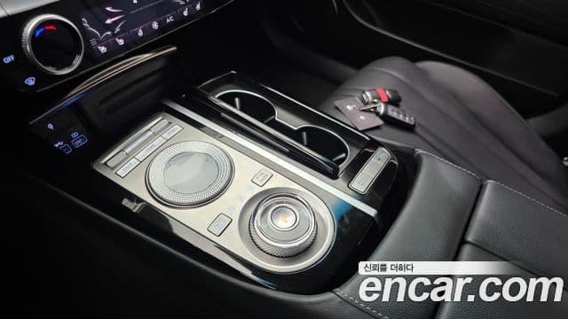 Genesis Electrified G80 2022 — ფოტო 9/20
