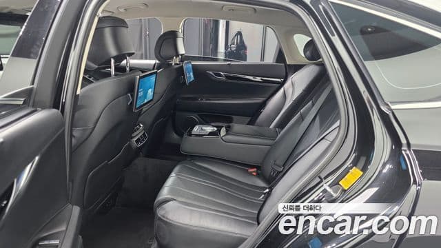 Genesis Electrified G80 2022 — фото 12 из 20