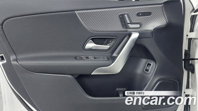 Mercedes-Benz A-Class 2024 — ფოტო 14/20